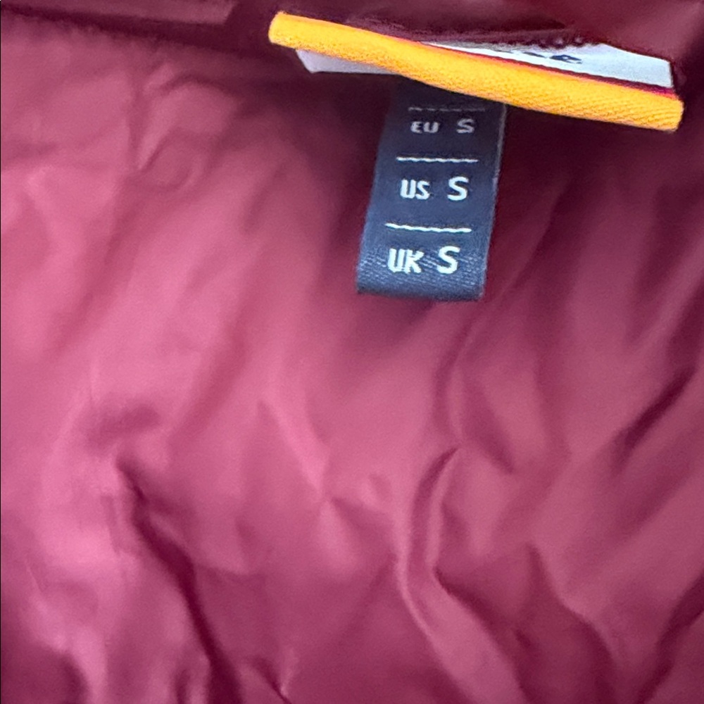 Ellesse Burgundy Quilted Jacket - Picture 7 of 10